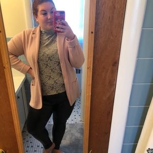 Meet your Posher, Adeline